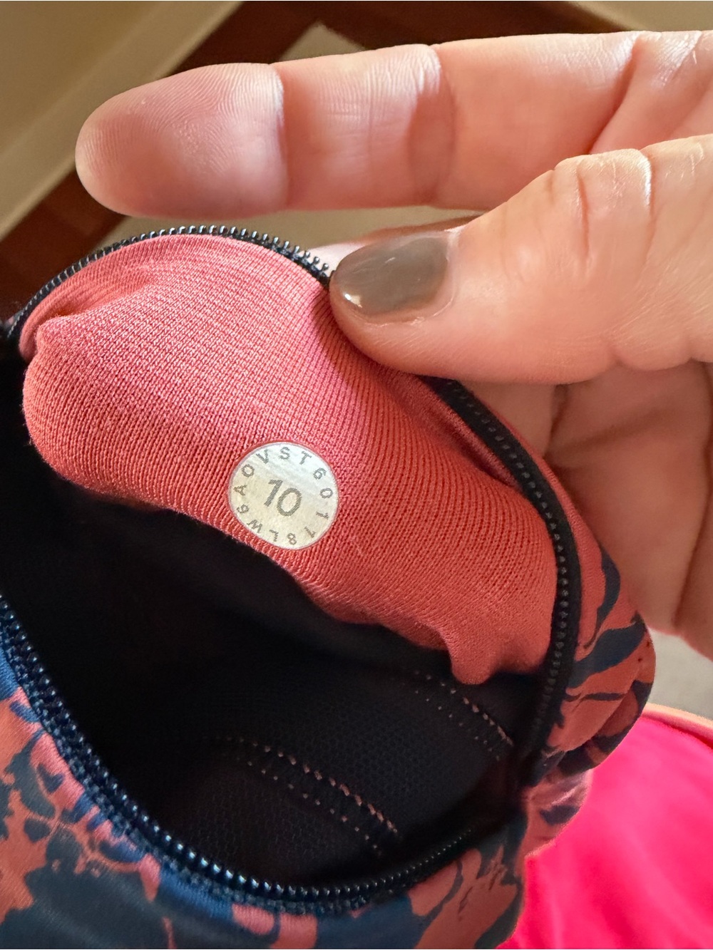 Lululemon rare leggings size 10 - Picture 5 of 6